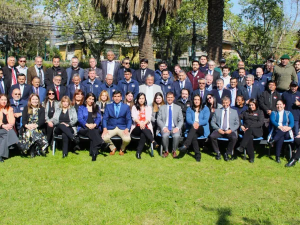 Equipo docente del LICHAN reunido — 82 años acompañando a sus estudiantes